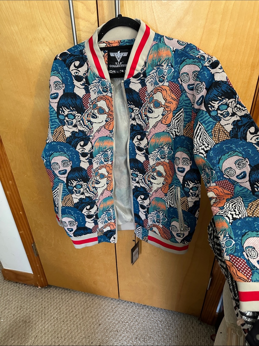 VIP men’s jacket or women’s X-Large $229 retail so cool looking